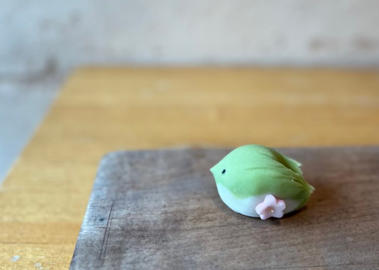 【ワークショップ】手のひらに春をのせて。糸島「香菓 – かぐのみ」さんと作る、春を待つ和菓子体験